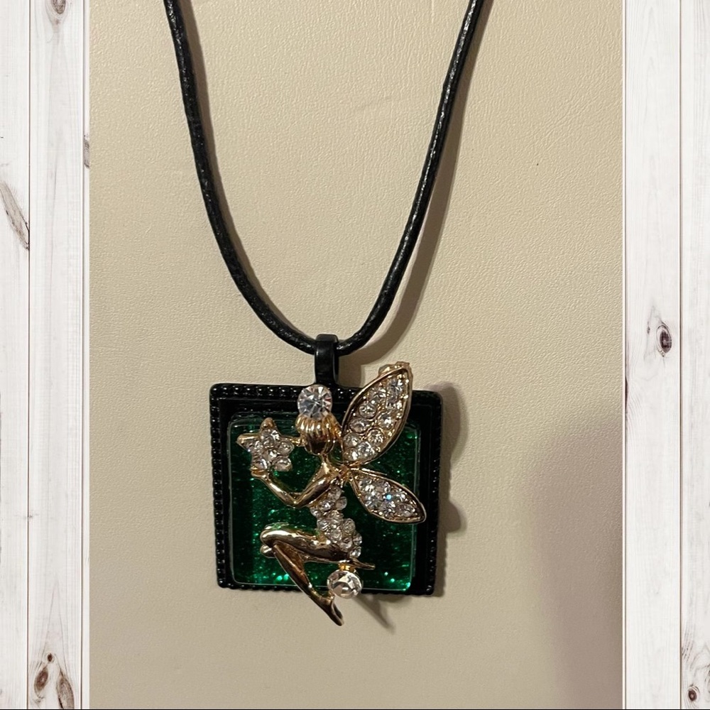 LISA NECKLACE FARRY